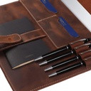 LONDO Étui en Cuir véritable pour Tablette avec Deux emplacements pour Cartes et Porte-Stylo en Cuir Marron