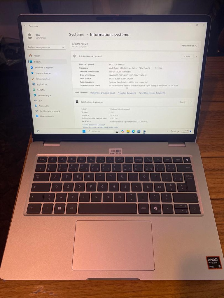 Dell Pro 14 Ordinateur Portable 14", RAM 16 Go, 512 Go SSD, Windows 11 Professionnel, AZERTY (Occasion)